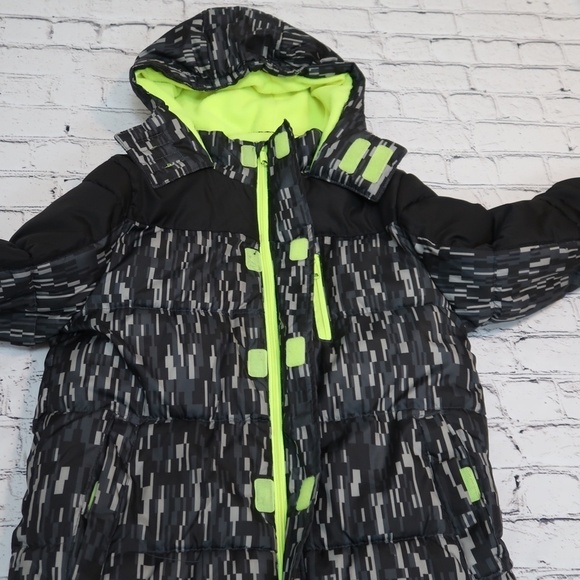 Xersion Puffer Jacket size medium (10-12) Kids multicolor - Picture 6 of 15